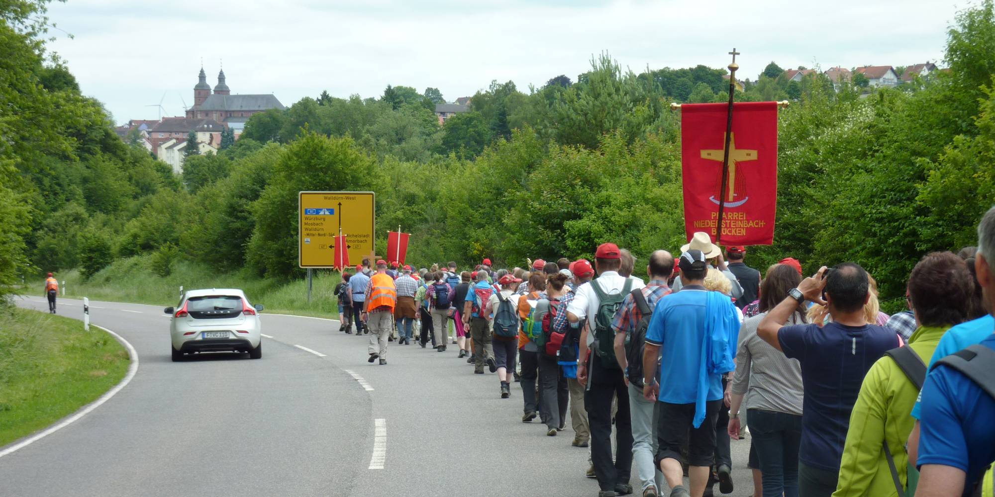 Quelle: Pilgergruppe Niedersteinbach-Brücken
