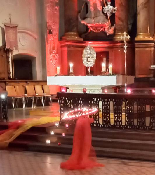 Quelle: Achim Dörr, Walldürn Illuminierte Wallfahrtsbasilika während Stay and Pray
